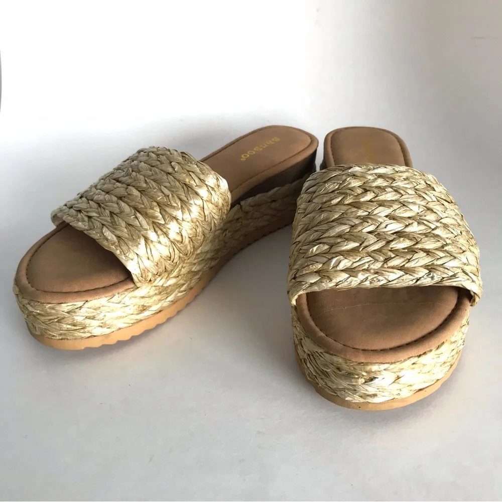 Raffia Platform Slip On Sandals (7) - Picture 11 of 13